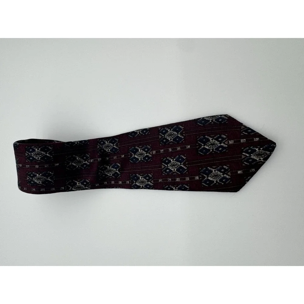 Jonathan Bennett Silk Tie USA Burgundy Blue Geometric Medallion Necktie‎ Classic